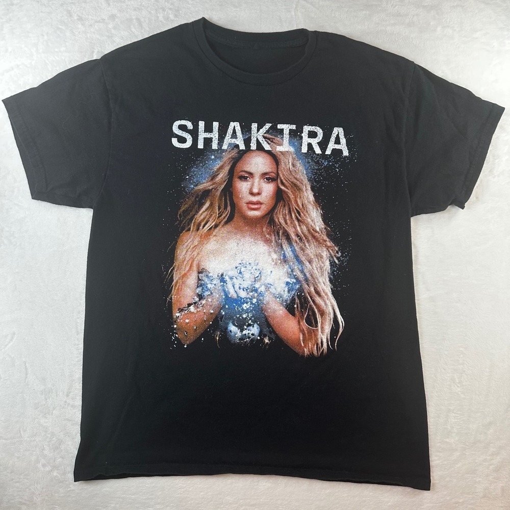 Shakira Las Mujeres Ya No Lloran World Tour 2024 Black Graphic T-Shirt Large